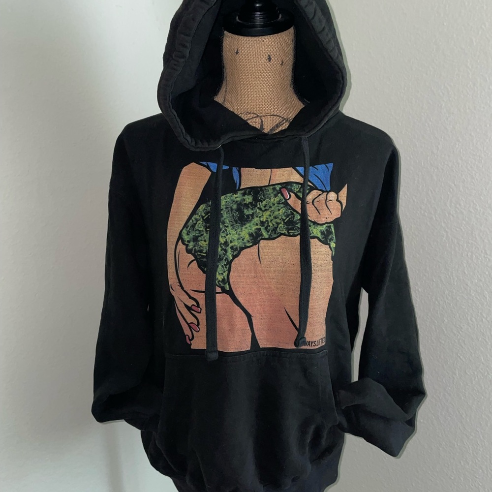 Medium black hoodie graphic
